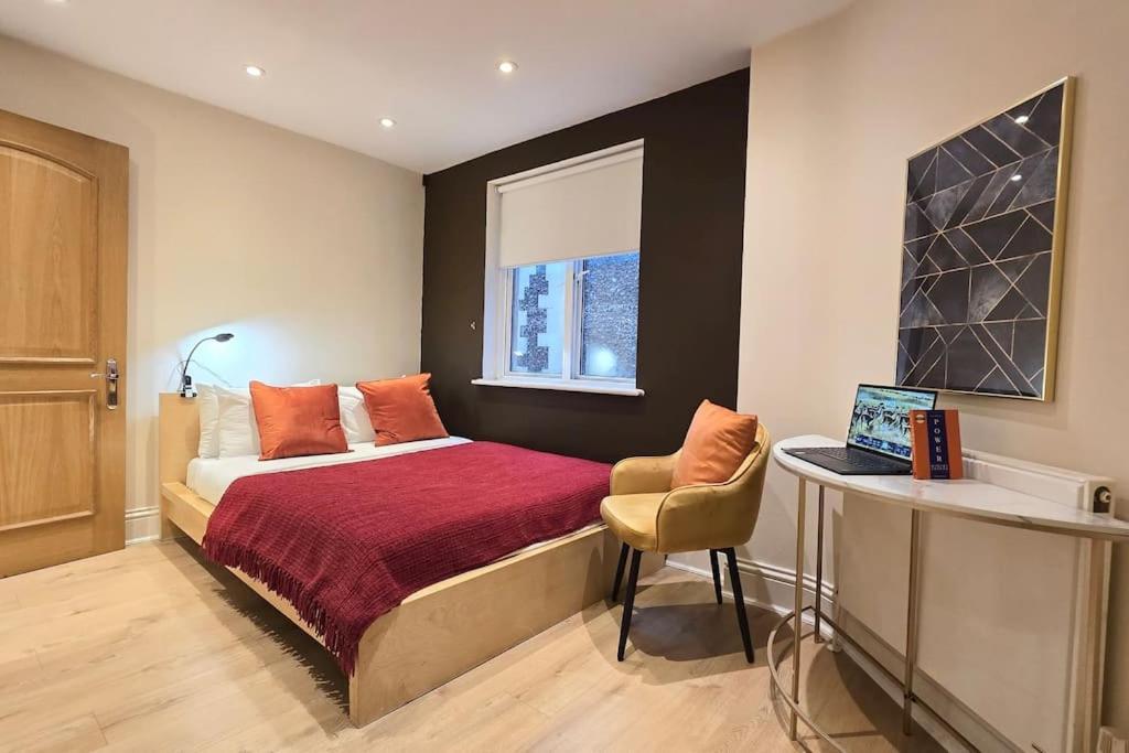 Cosy Flat Next To Hyde Park Paddington Лондон