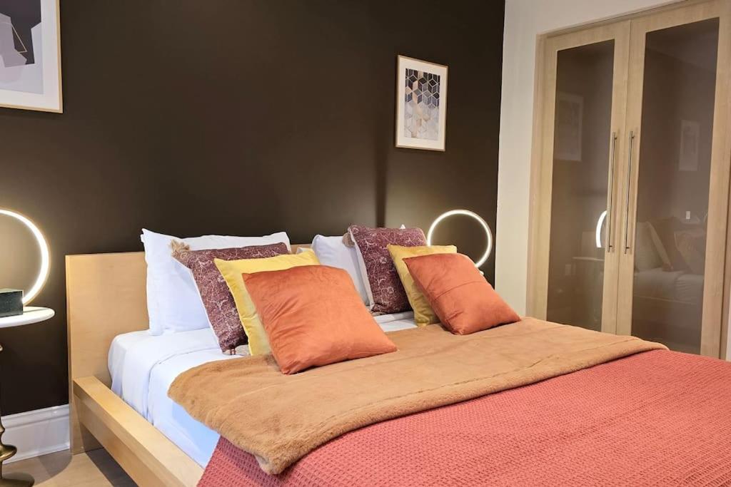 Cosy Flat Next To Hyde Park Paddington Апартаменты *